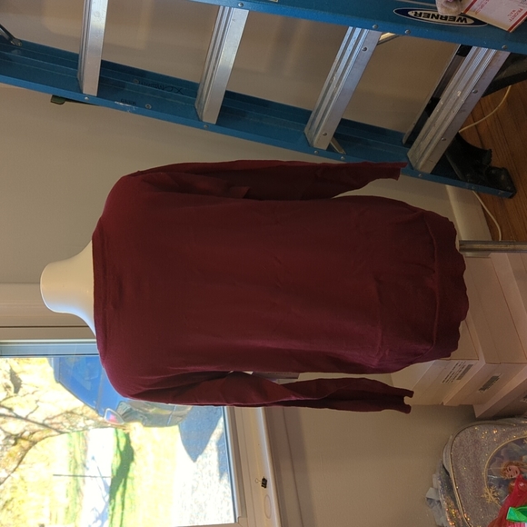 Red Sweater - Picture 4 of 4